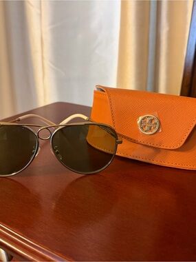 Tory Burch Green Lenses and Gold  Frame Sunglasses with Orange Logo Case
